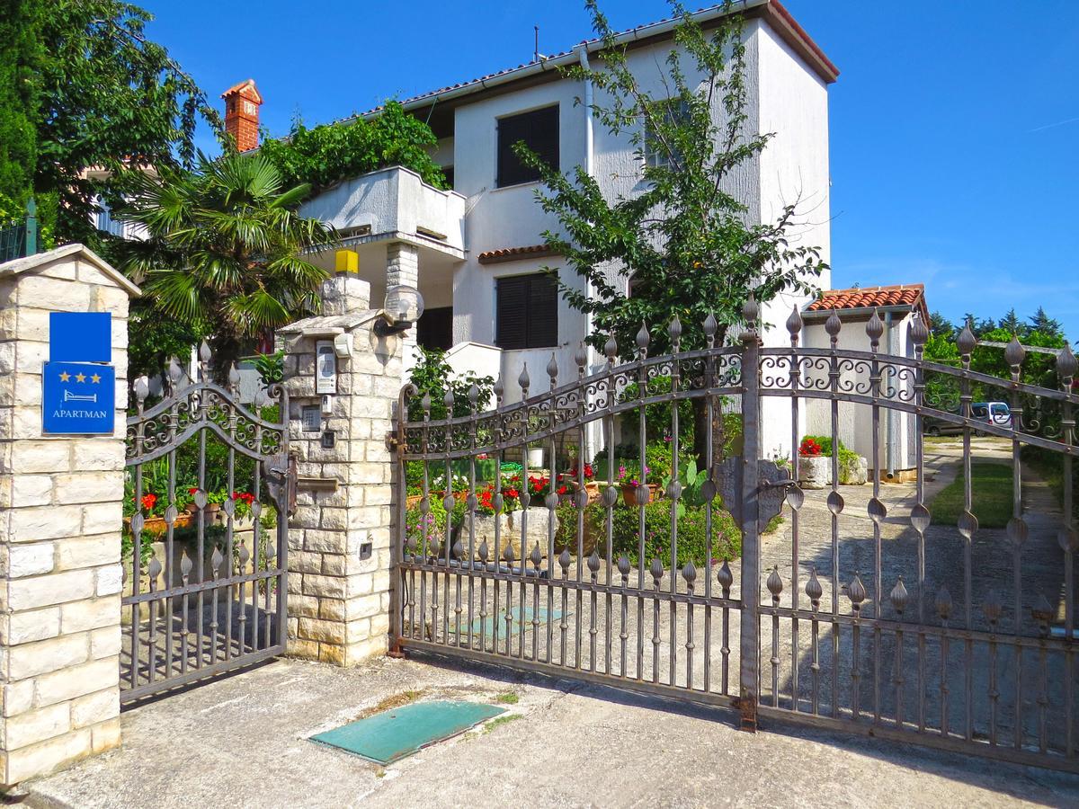 Apartments Milica 961 Medulin Exterior foto